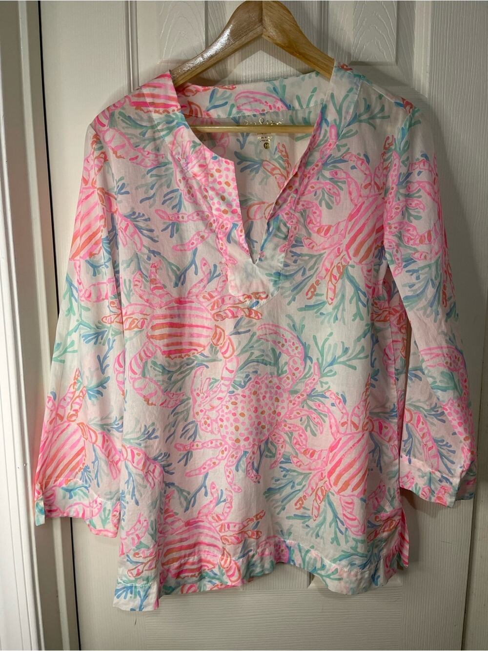 Lilly Pulitzer Amelia Island Preppy Getting Steamy Lightweight White Crab Top M